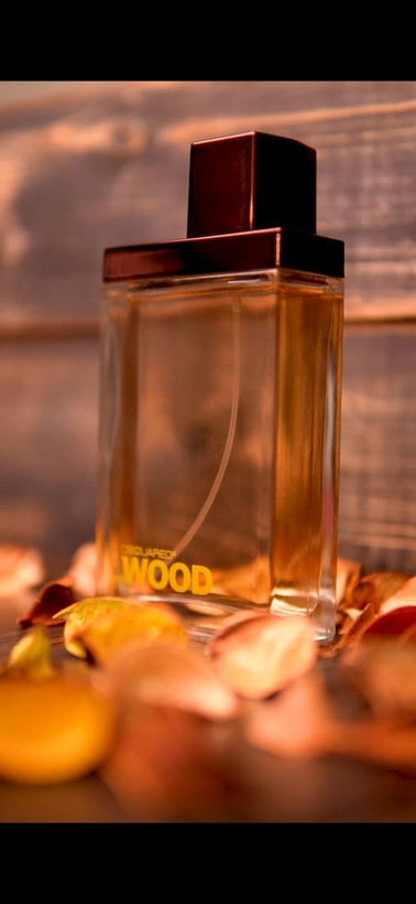 ادوپرفیوم زنانه ویژوآل Pink مدل شی وود She Wood حجم 100 میل { شیشه اصلی }